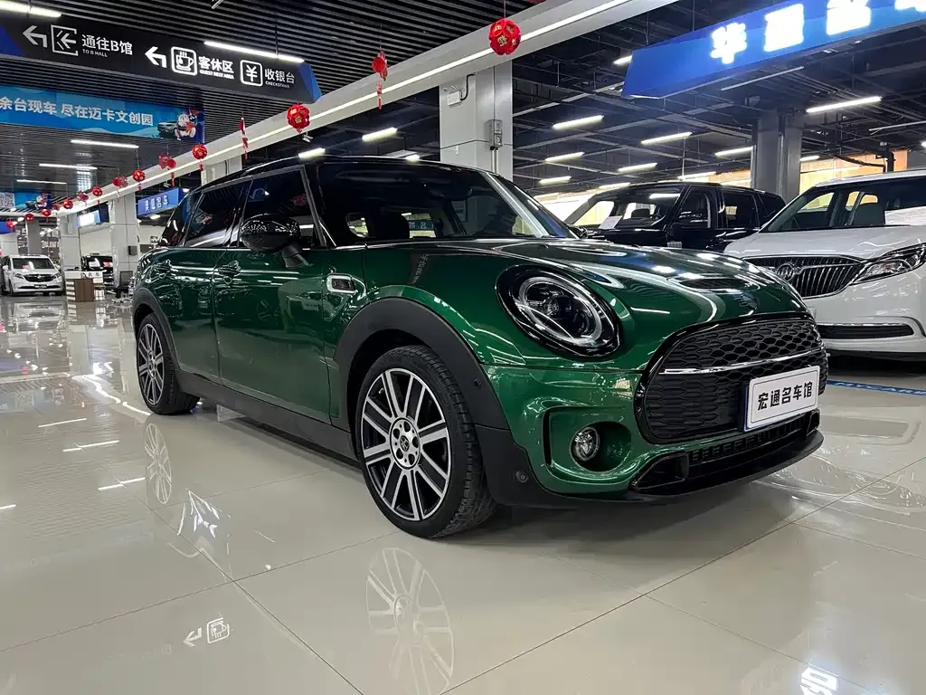 MINI Clubman — фото 3