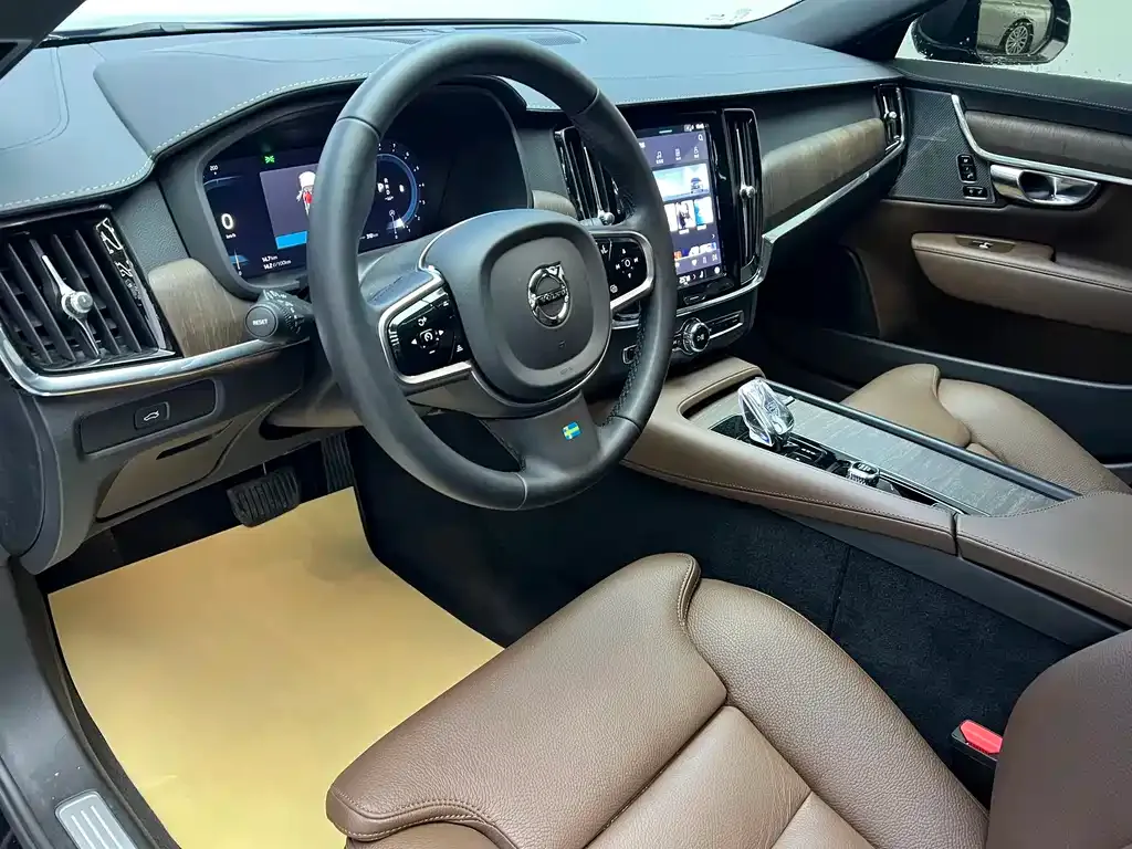 Volvo S90 — фото 7