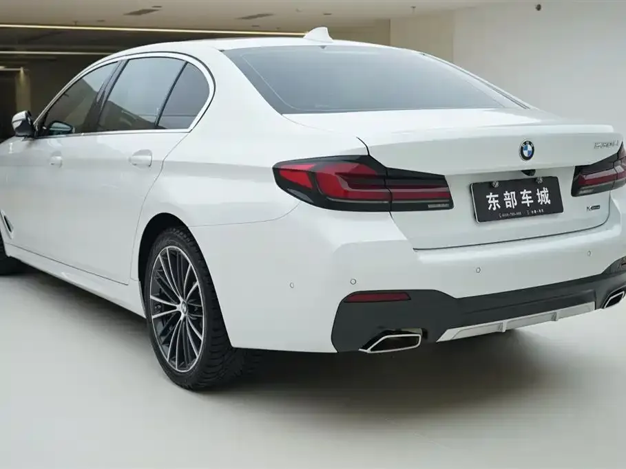 BMW 5 Series — фото 5