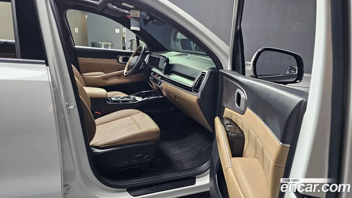 Kia Sorento — фото 10