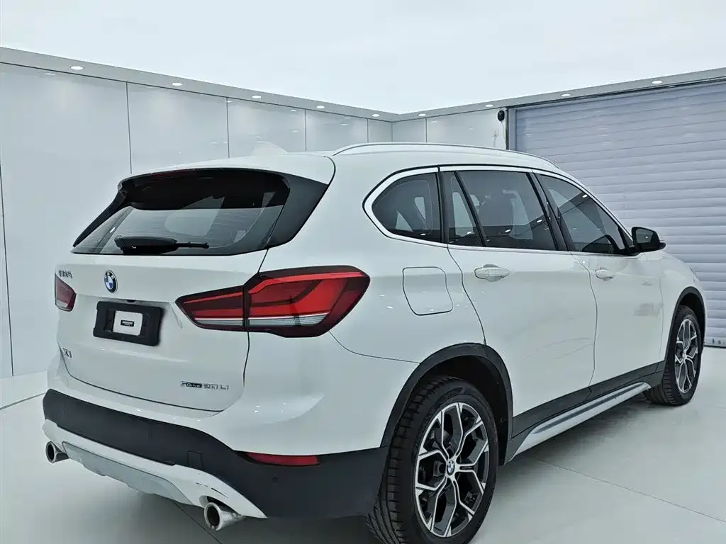 BMW X1 — фото 4