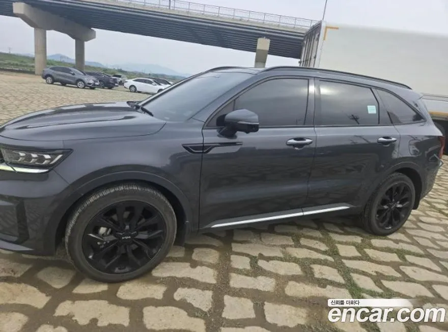 Kia Sorento — фото 7