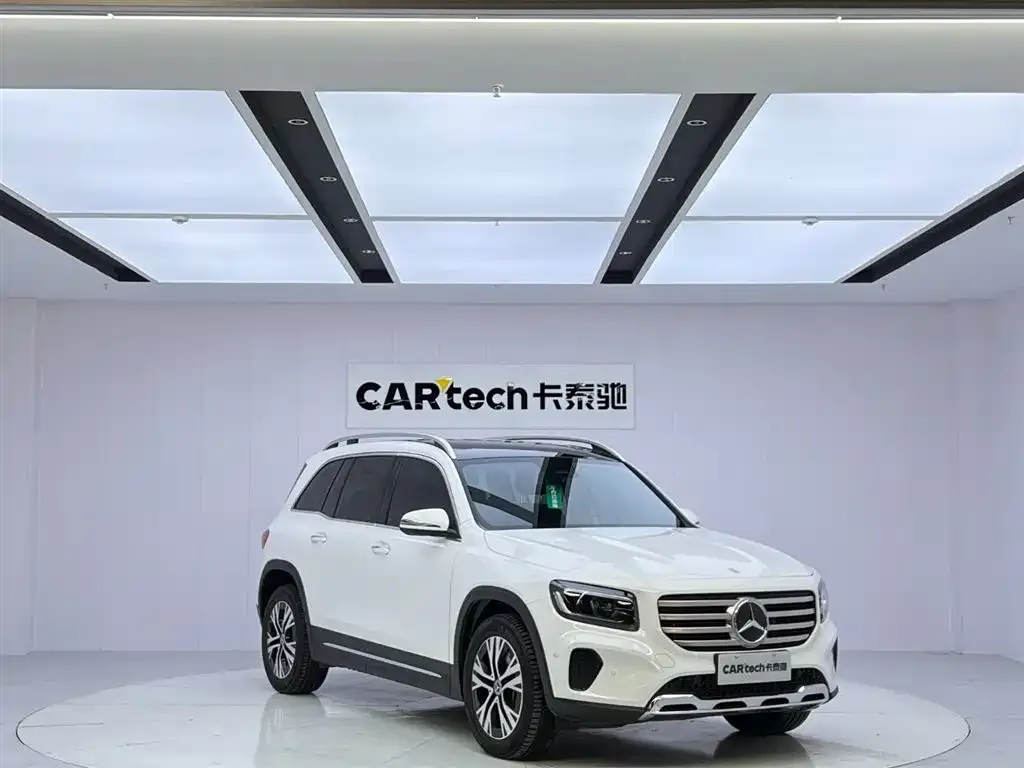 Mercedes-Benz GLB — фото 7