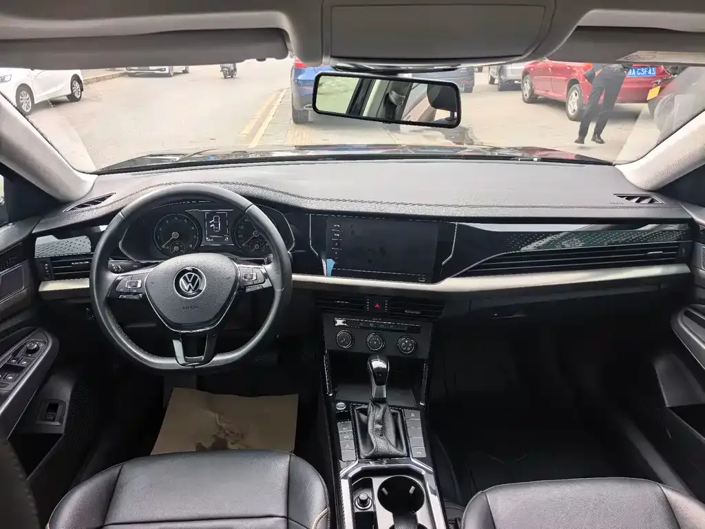 Volkswagen Passat — фото 10