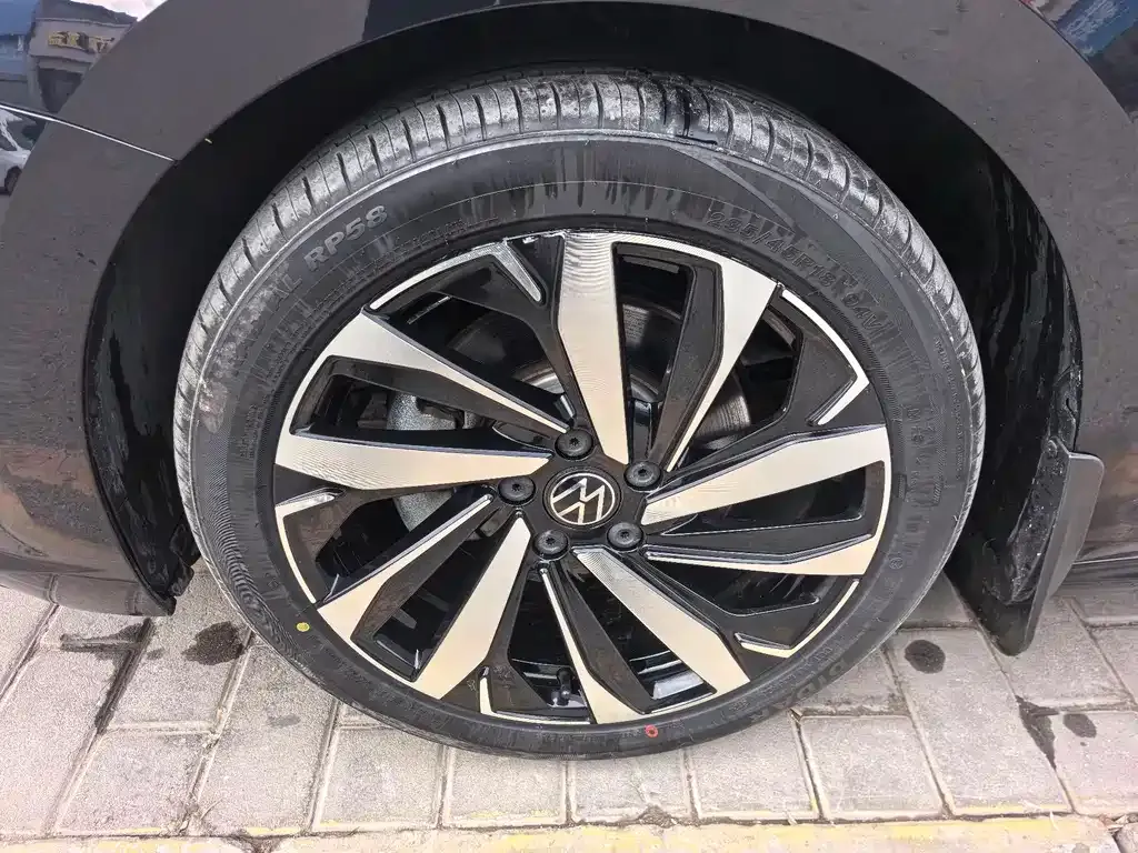 Volkswagen Passat — фото 5