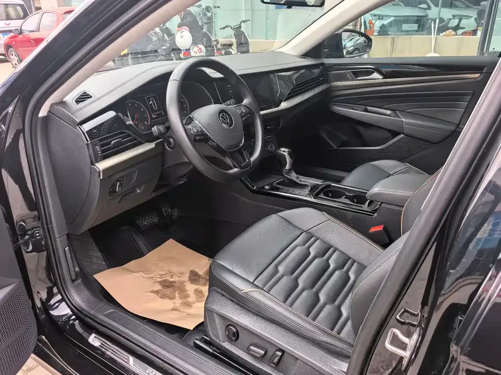 Volkswagen Passat — фото 7