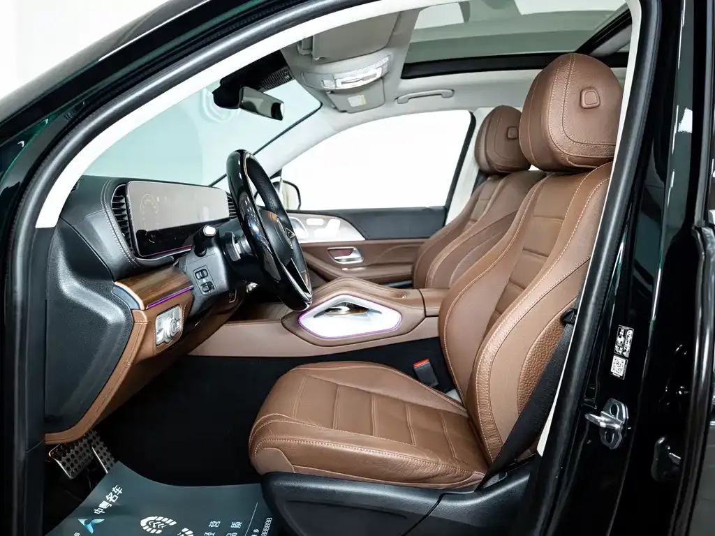 Mercedes-Benz GLS — фото 4