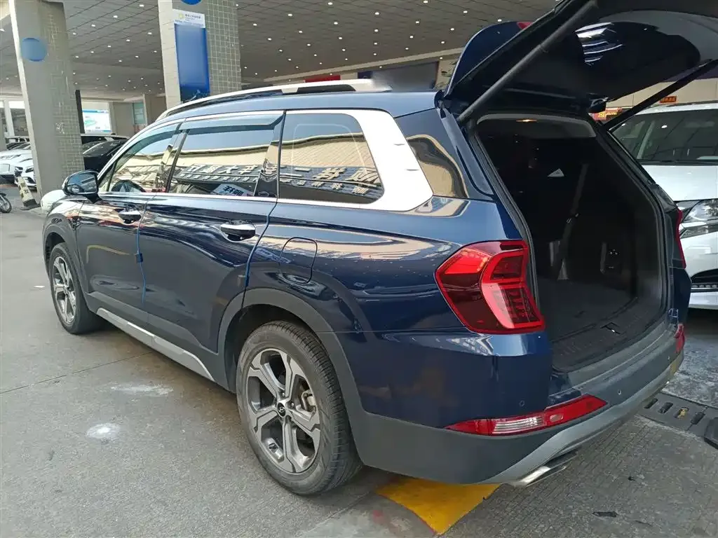 Hyundai Santa Fe — фото 5