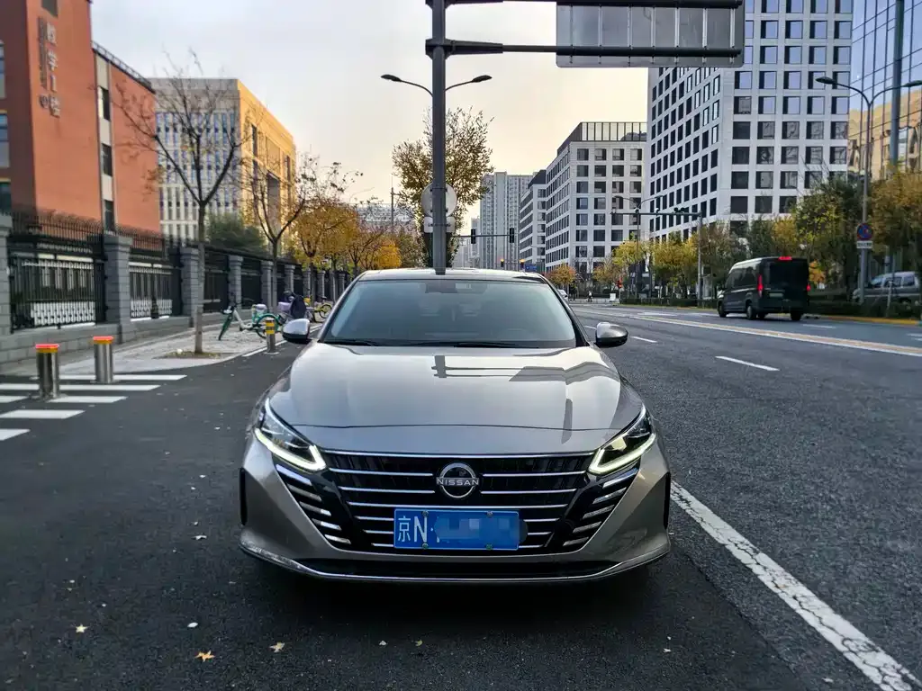 Nissan Teana — фото 2