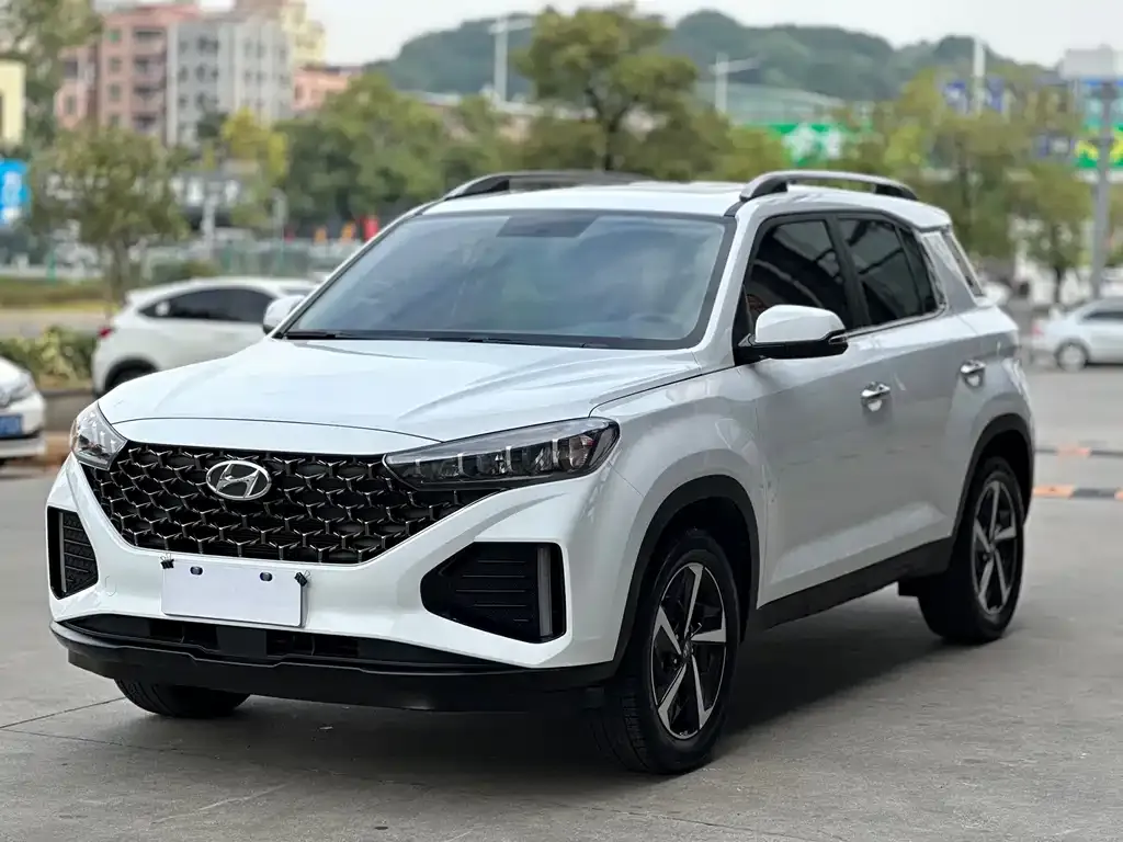 Hyundai ix35 — фото 1