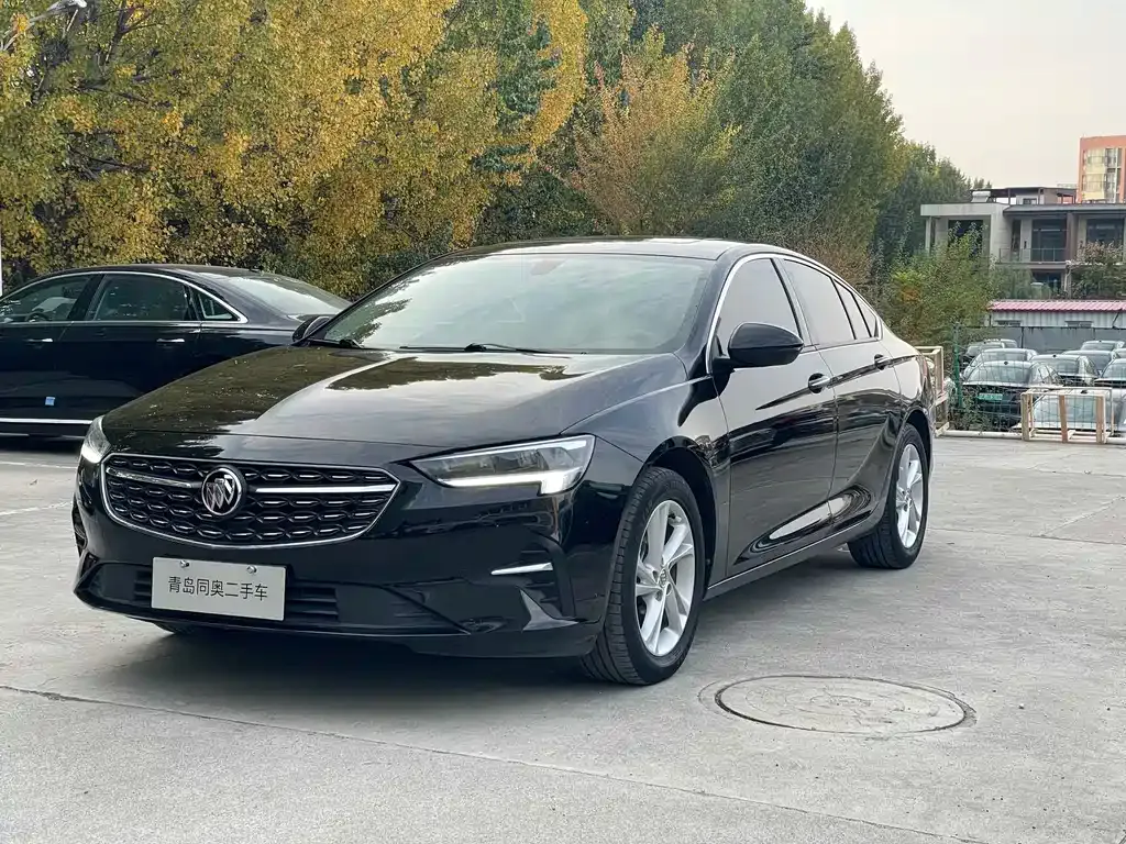Buick Regal — фото 1