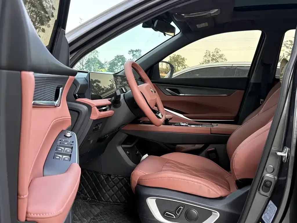 Changan CS75PLUS — фото 4