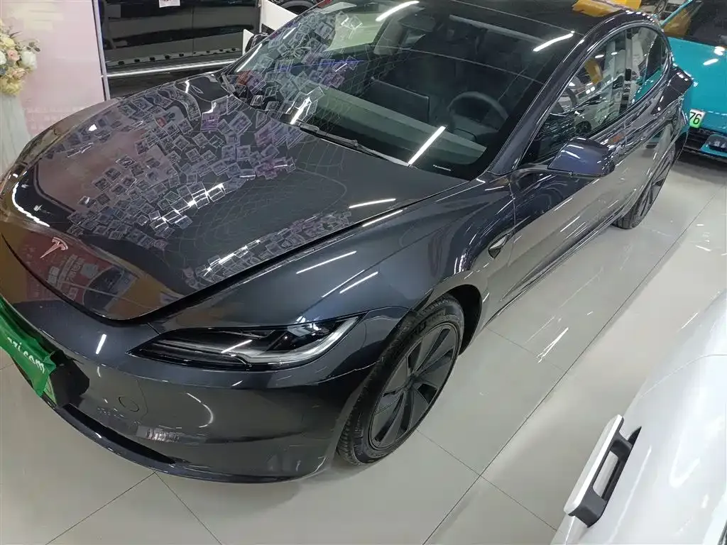 Tesla Model 3 — фото 5