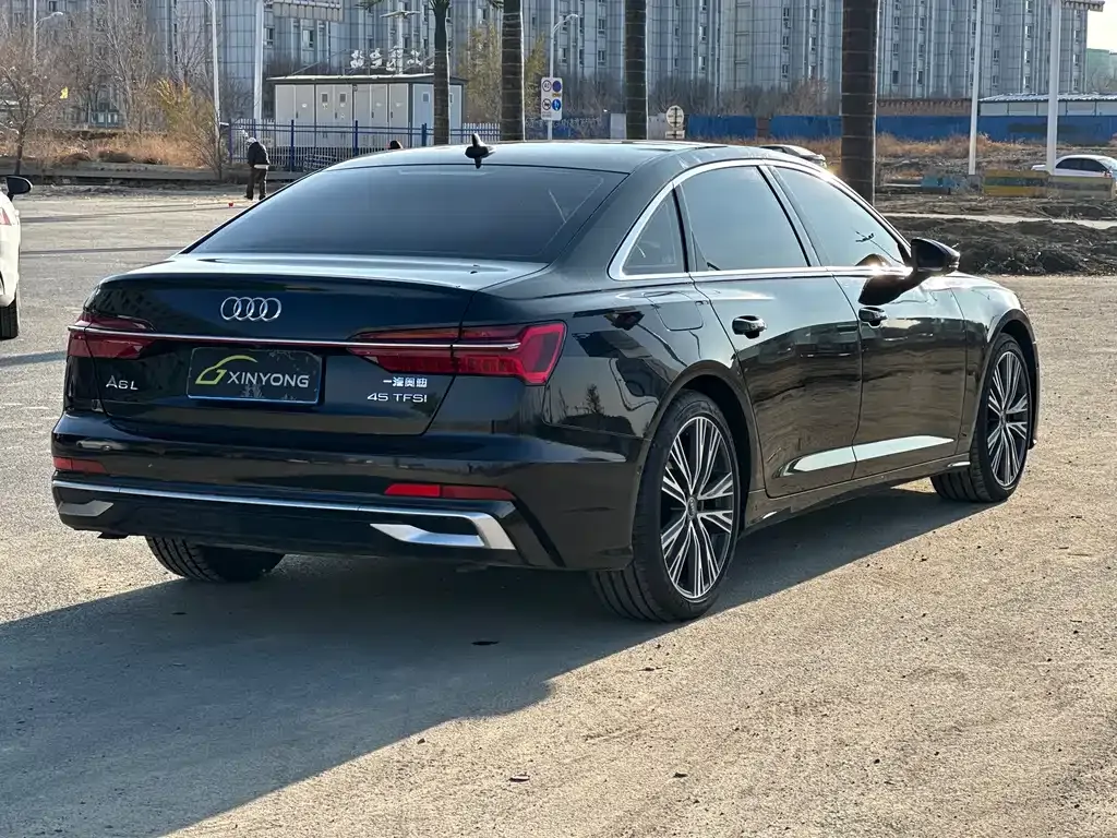 Audi A6L — фото 6