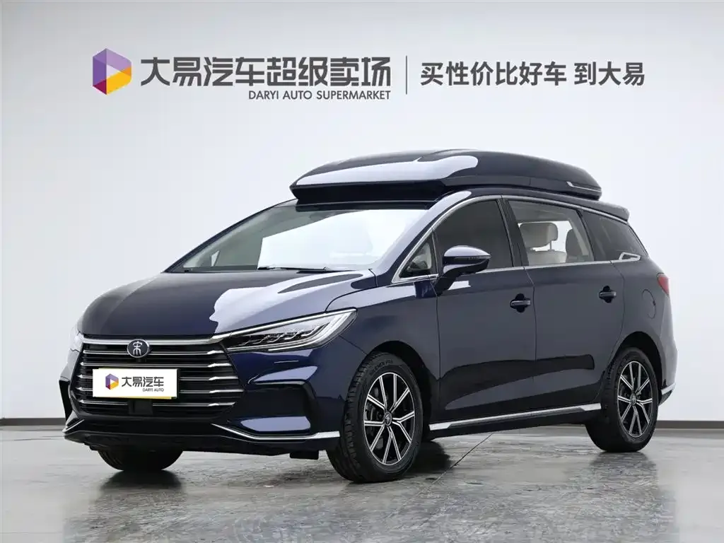 BYD MAX New Energy — фото 1