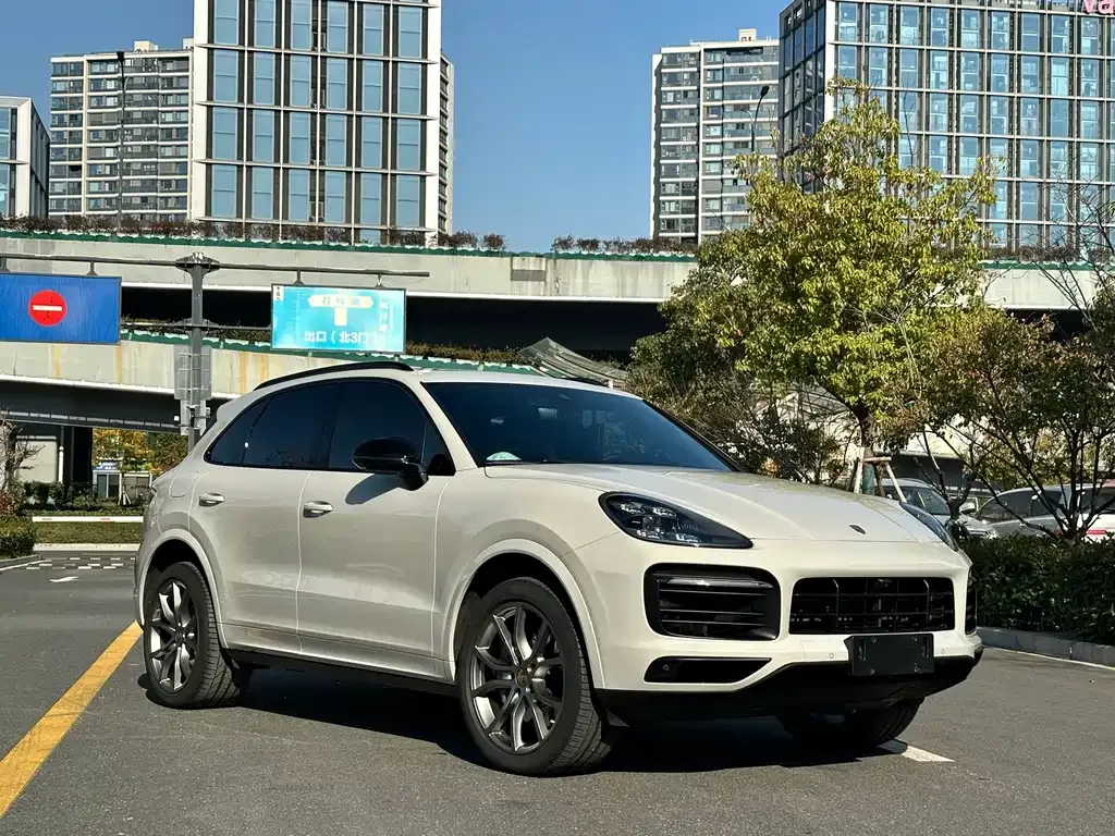 Porsche Cayenne — фото 3