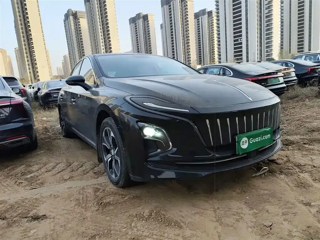 Hongqi E-QM5 — фото 4