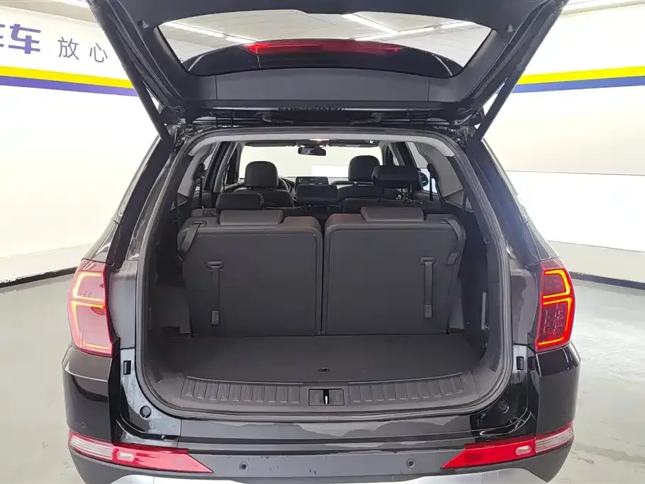 Hyundai Santa Fe — фото 4
