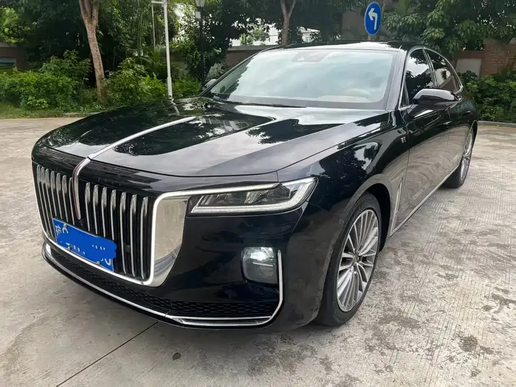 Hongqi H9 — фото 1