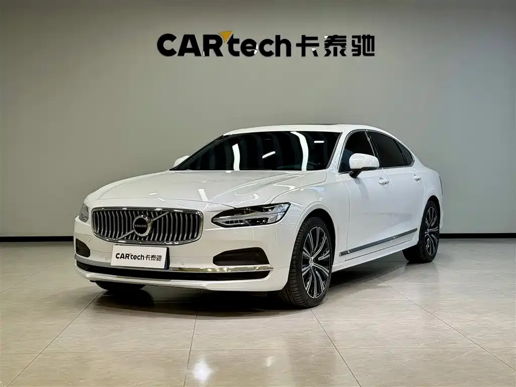 Volvo S90 — фото 1