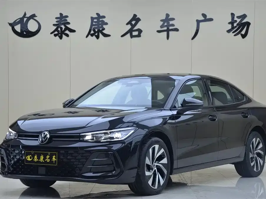 Volkswagen Passat — фото 1