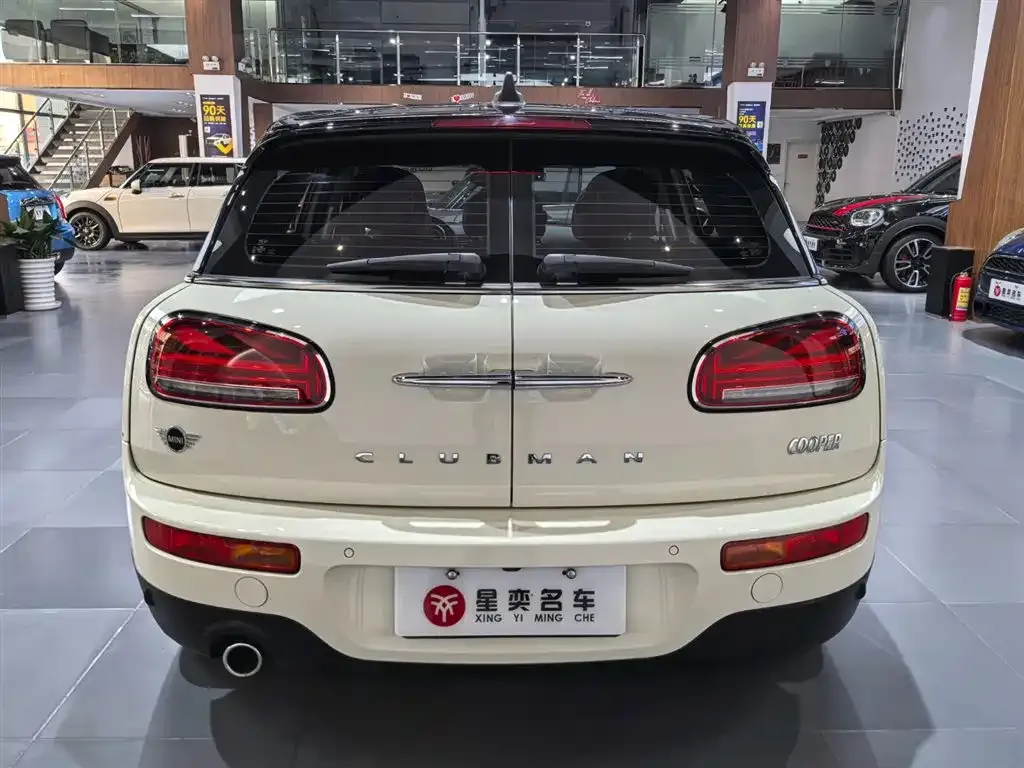 MINI Clubman — фото 4