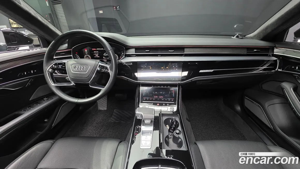 Audi A8 — фото 7