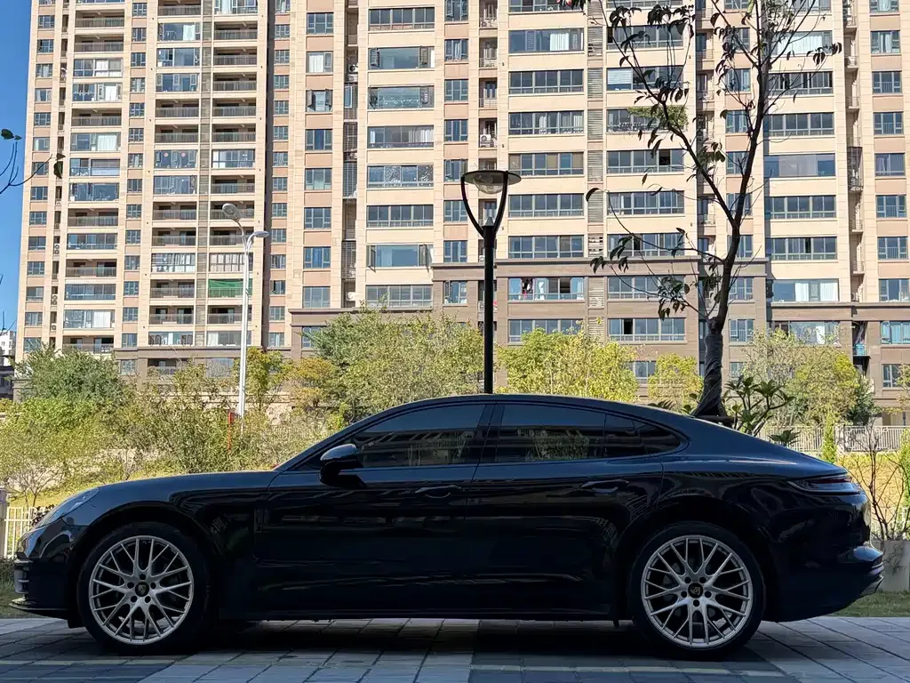 Porsche Panamera — фото 4