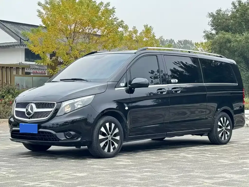 Mercedes-Benz Vito — фото 1