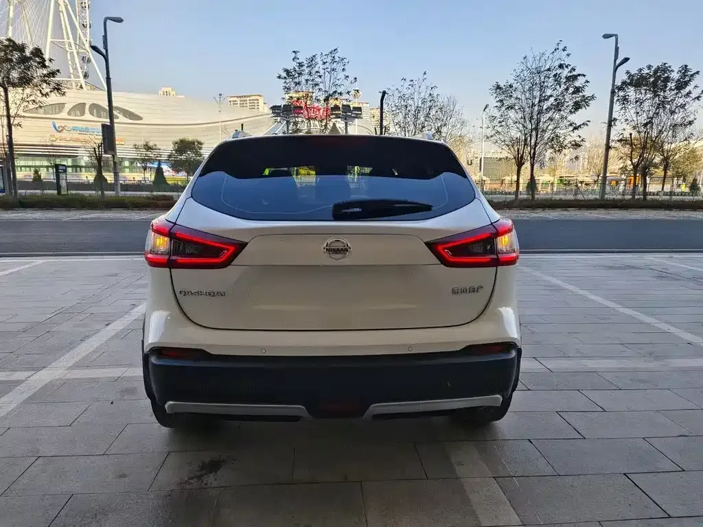 Nissan Qashqai — фото 5