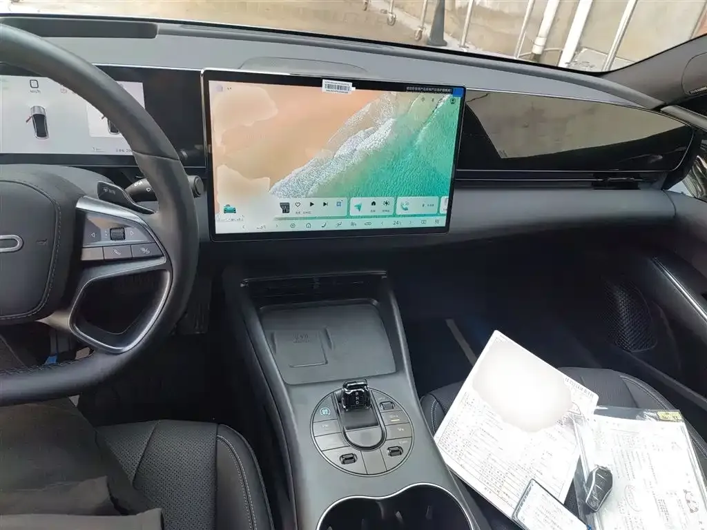 BYD Seal — фото 10