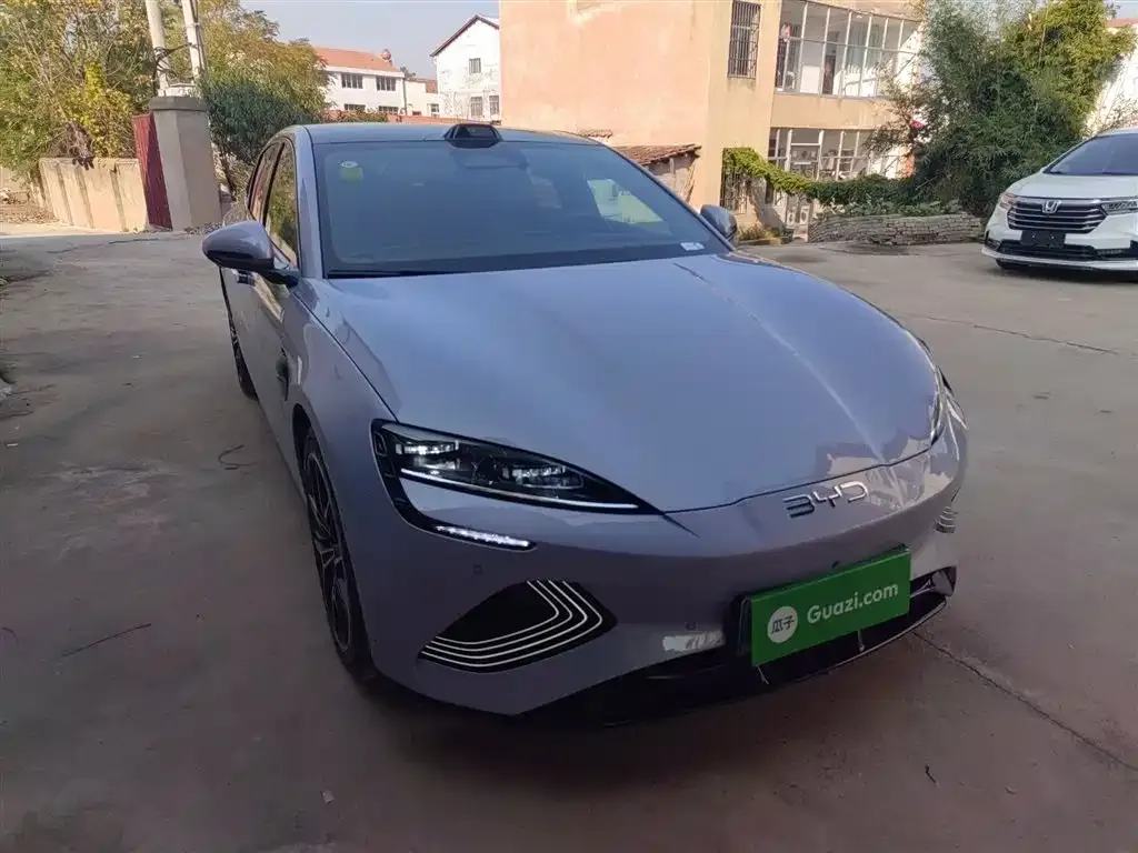 BYD Seal — фото 4