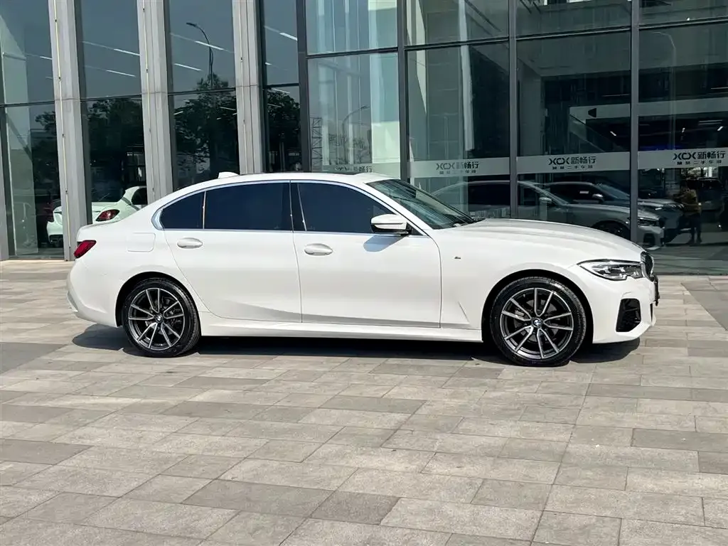 BMW 3 Series — фото 4