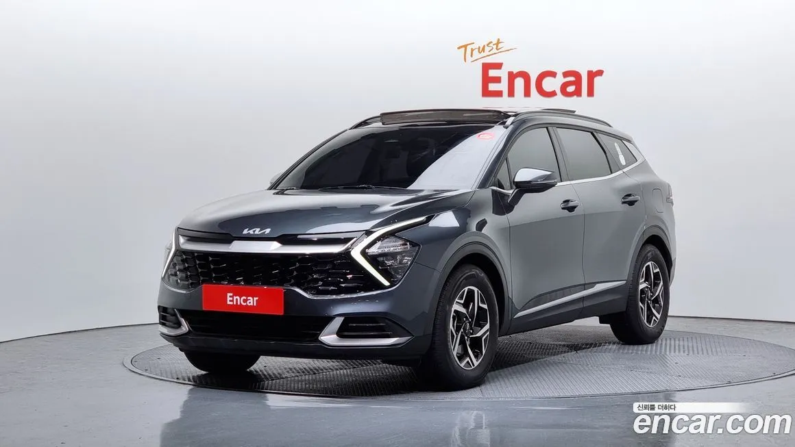 Kia Sportage — фото 1