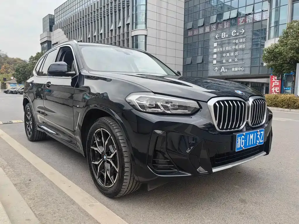 BMW X3 — фото 2