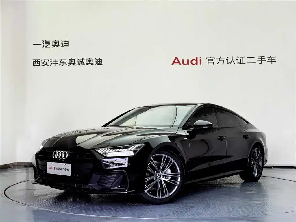 Audi A7 — фото 1