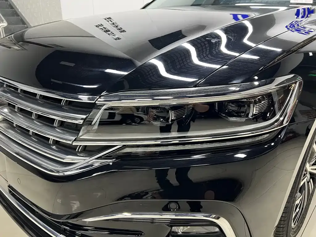 Volkswagen Phideon — фото 2
