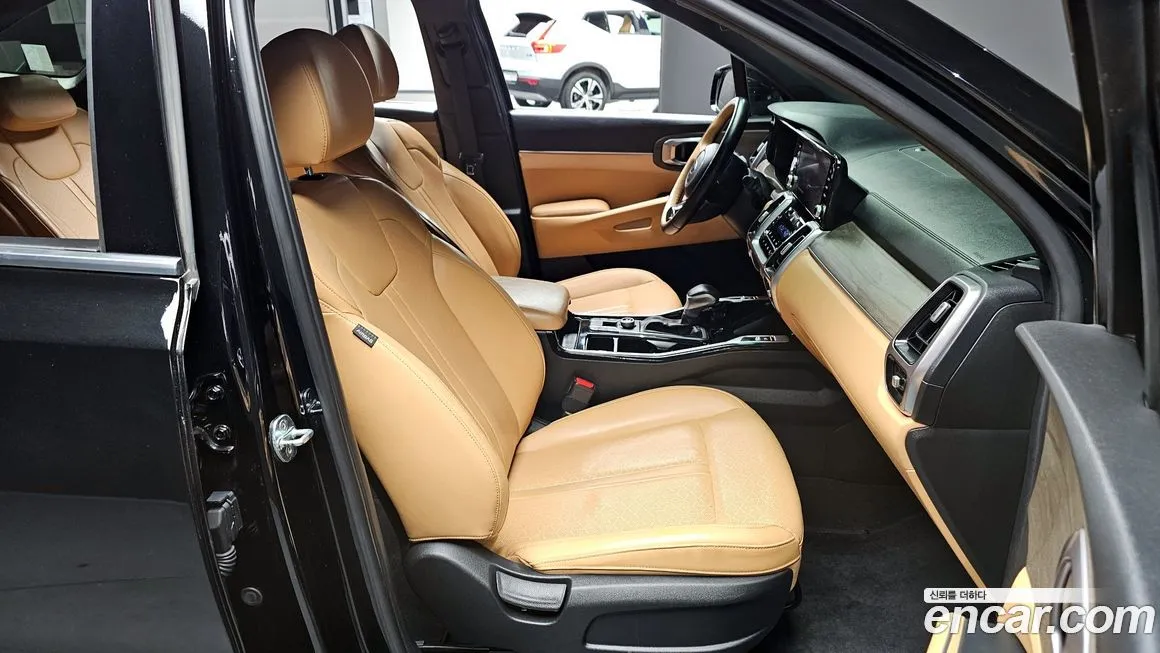 Kia Sorento — фото 10