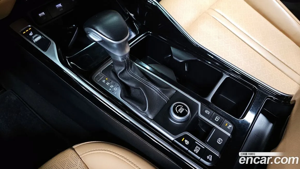 Kia Sorento — фото 9