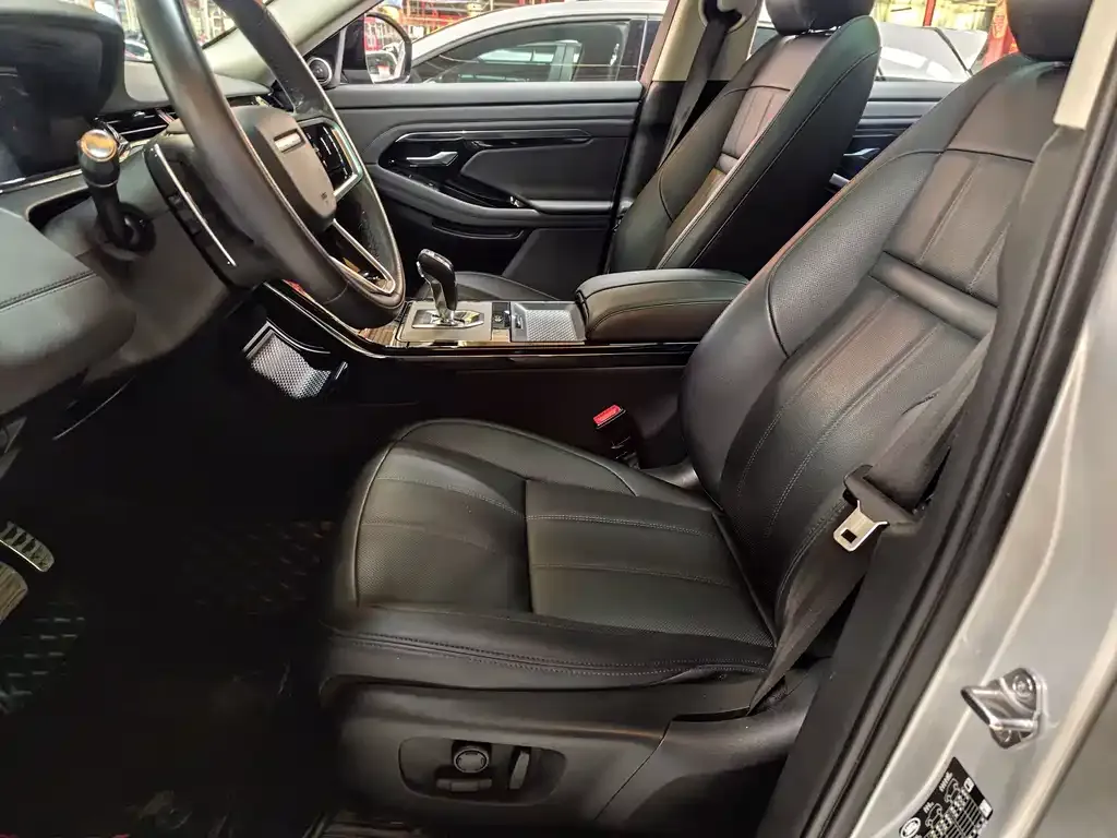 Land Rover Evoque — фото 7