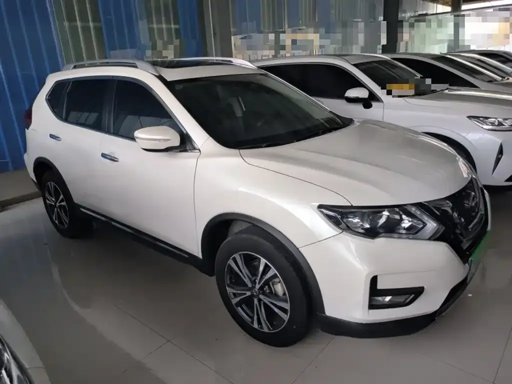 Nissan X-Trail — фото 4