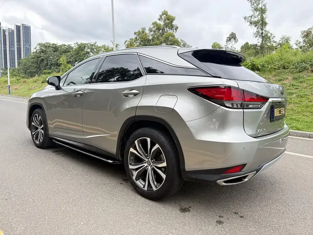 Lexus RX — фото 5