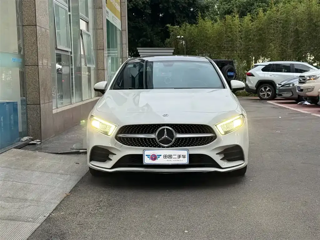 Mercedes-Benz A-Class — фото 2