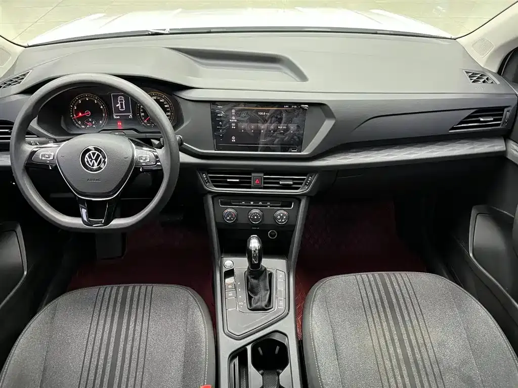 Volkswagen Tharu — фото 2