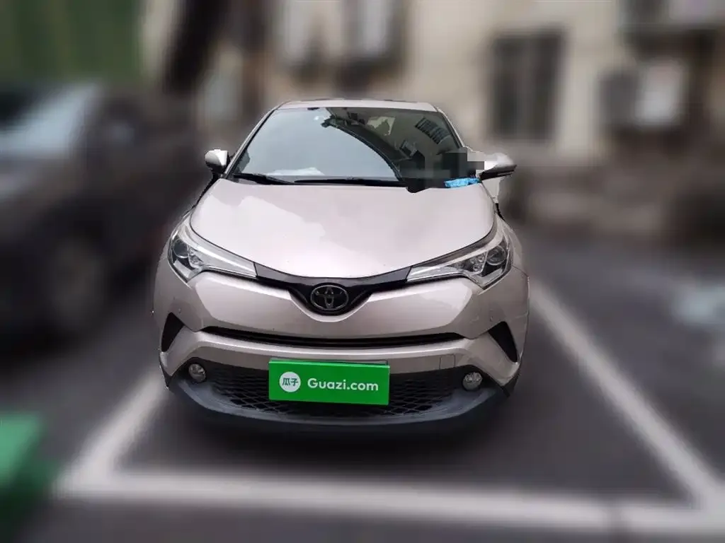 Toyota C-HR — фото 3
