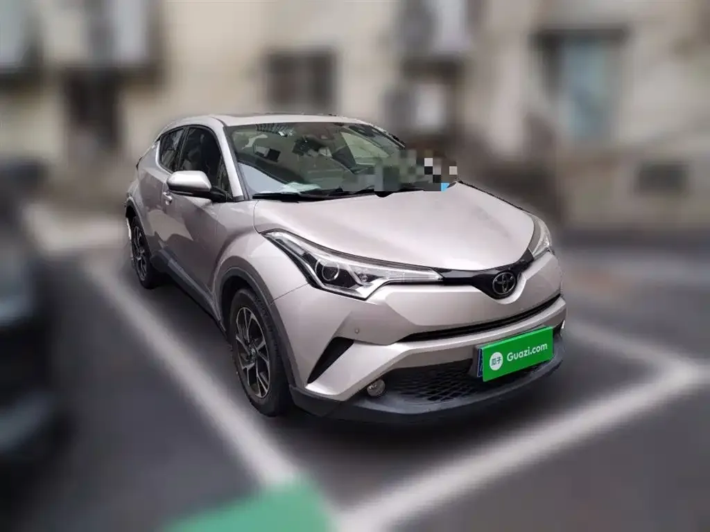 Toyota C-HR — фото 4
