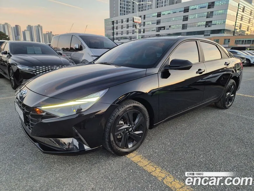 Hyundai AVANTE — фото 3