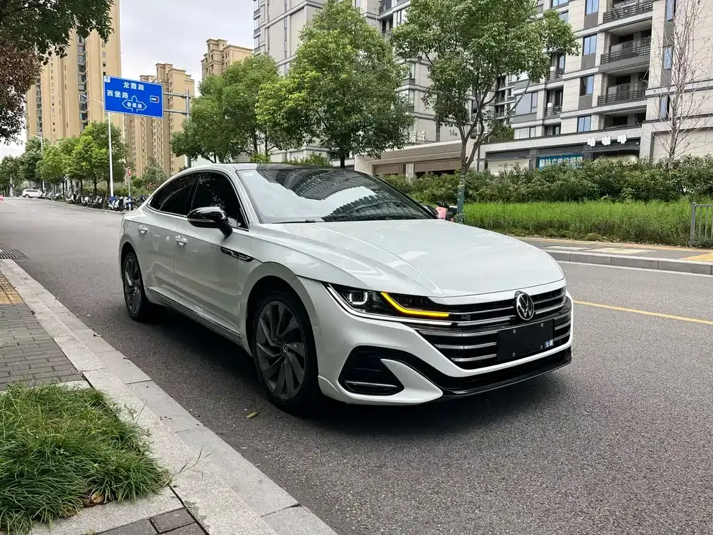 Volkswagen CC — фото 3