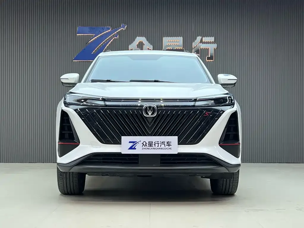 Changan CS75PLUS — фото 2