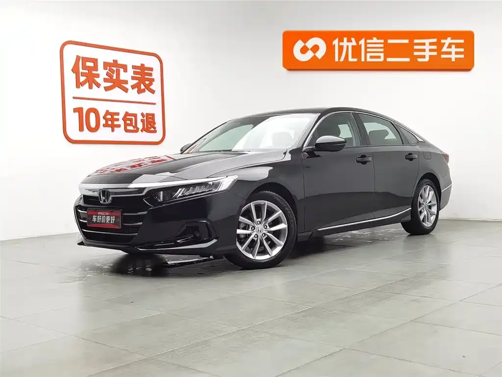 Honda Accord — фото 1